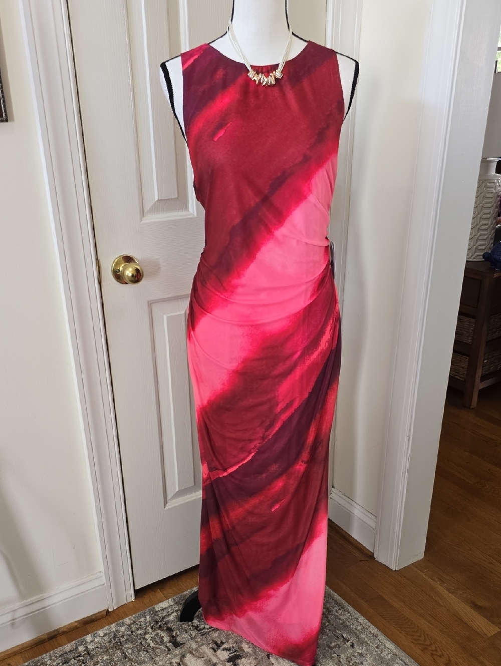 PREMIER AMOUR BRAND WOMENS PLUS BEAUTIFUL RED DRAPE NECK EVENING DRESS SIZE 16